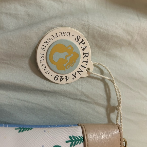 Spartina “Down the Shore” Women's Wristlet - Picture 3 of 5